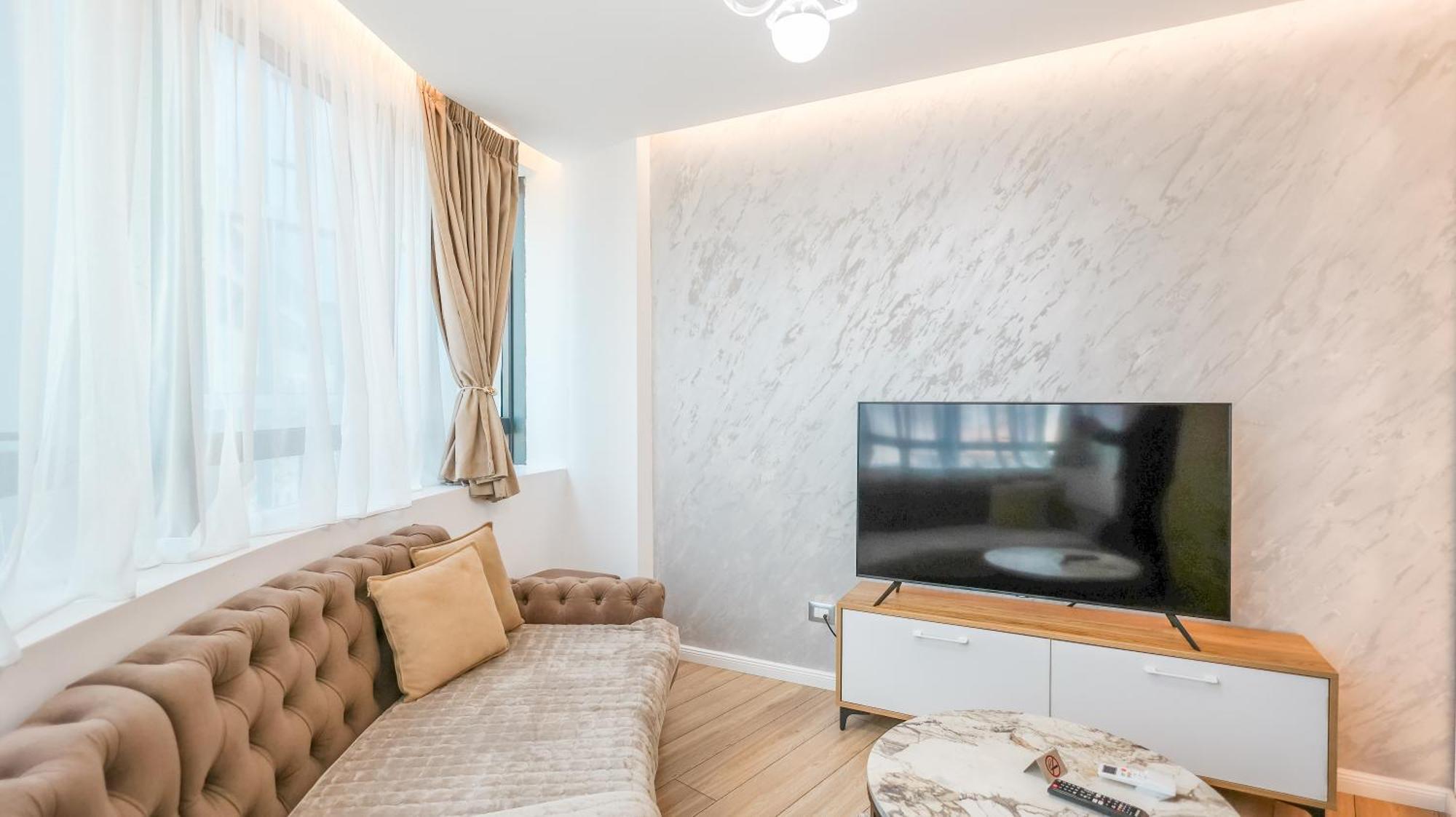 Premium Apartment In The Center Tirana Exterior foto